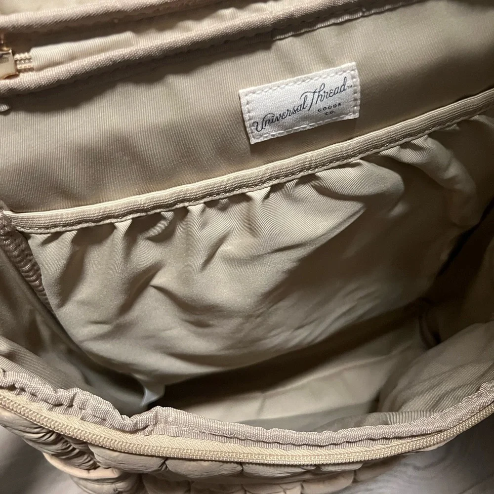 New without tags: Universal Threads Puffer Bagpack in Tan. MSRP $40 - Picture 7 of 7